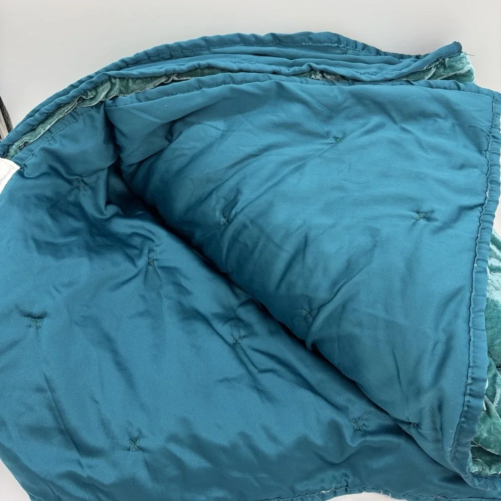 Opalhouse Teal Turquoise Tufted Viscose Velvet Twin Comforter Blanket Bedspread